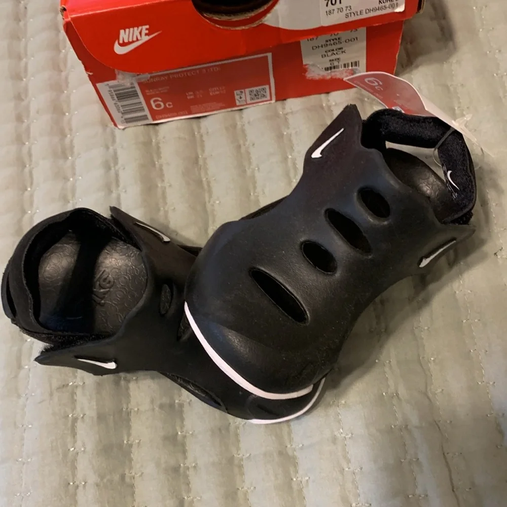 Nike Kids Black Sandal Shoes Size 6 Toddler NEW All occasions Easy on Comfort